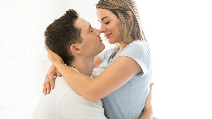 女性绝经后女性身体会有哪些变化?绝经女性能正常性生活吗?